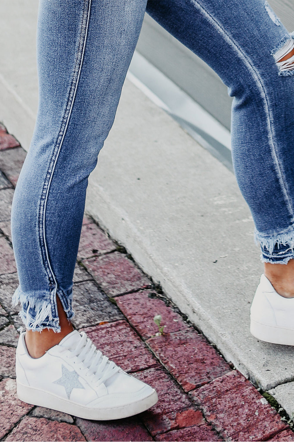 Frayed Ankle Light Blue Skinny Jeans