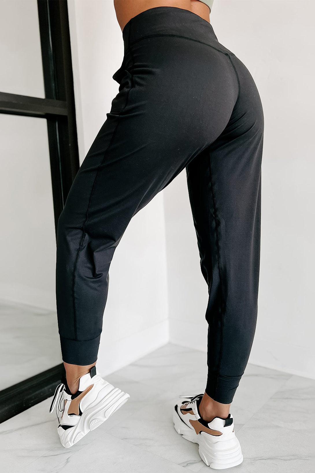 Black High Waist Joggers With Pockets!